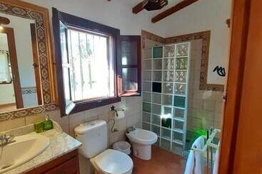 צימר Escuela La Crujía