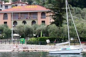 בית מלון כפרי Garden