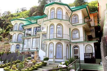 Qantara Hotel Nuwaraeliya