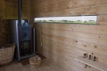 Aamiaismajoitus (B&B) österlens Karlsgård