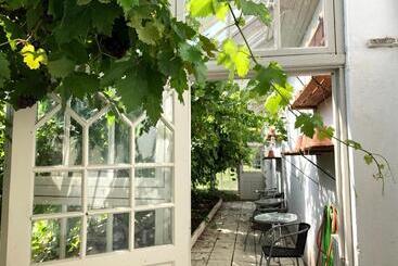 هتل Nygården Stjärnholm