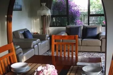 تختخواب و صبحانه Havenlee Homestay