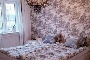 민박 Höhällets Lantliga Rum