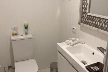 Hahei Bed And Breakfast