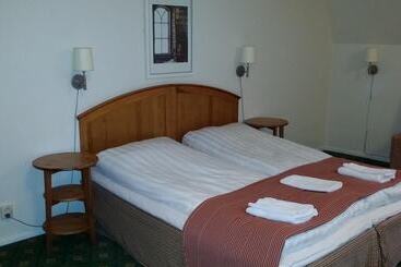 فندق Broby Gästgivaregård