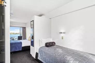 مُتل The Tauranga On The Waterfront