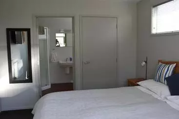 Pleasant View Bed & Breakfast