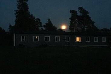 Stf Hostel Lärbro/grannen