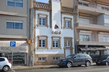 Surfivor Porto Surf Hostel