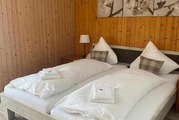 호스텔 Hasli Lodge