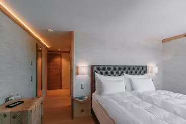 Caschu Alp Boutique Design Hotel Stoos Adults Only
