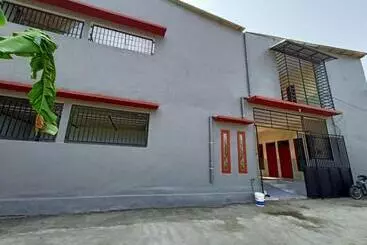 Hotelli Spot On 93965 Ibrahim Guest House Syariah