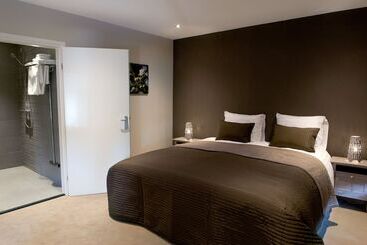 호텔 Restaurant Thuis!