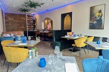 בית מלון כפרי Van Oppen