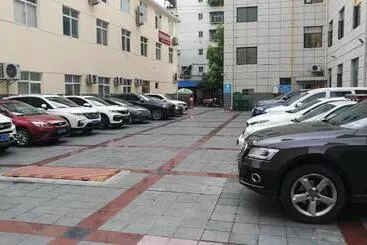 Hanting Hotel Hanzhong Tianhan Avenue Railway Station