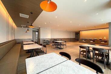 Hanting Hotel Luohe Linying Yingchuan Avenue