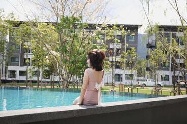 ホテル The Encony