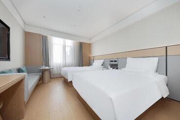 Ji Hotel Weihai Liugong Island Tourism Pier