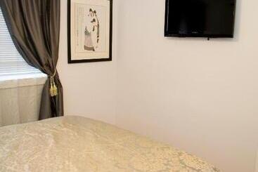 Bed and Breakfast Serenity