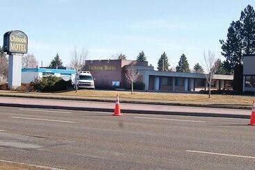Chinook Motel