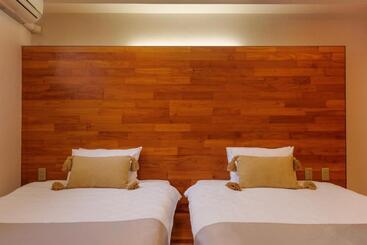 리조트 海まで徒歩1分 沖縄でも珍しい絶景ホテル 贅沢プライベートビーチ付き ビーチルーム