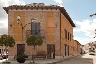 Hotelli Doña Elvira Nava