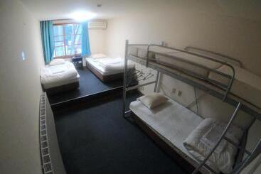 בית מלון כפרי Monkey Rider