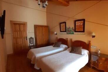 فندق Rural El Perdigon