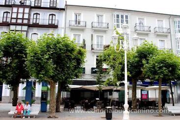 Albergue De Peregrinos La Bilbaina   Hostel