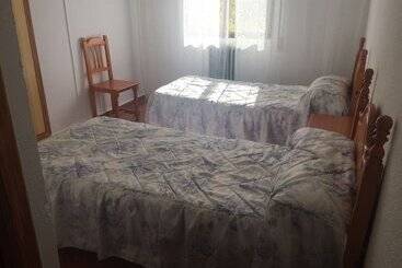 ユースホステル Atalaya