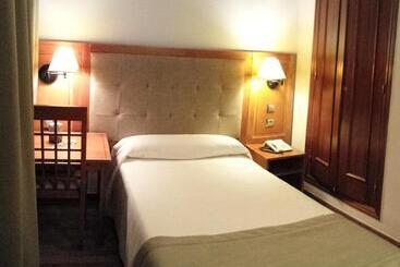 Отель Sierra Las Villas