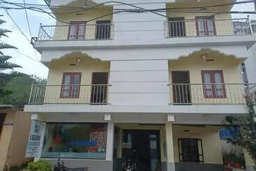 Hotel Pranav 4 Seasons
