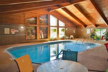 Hotell Riverside Inn