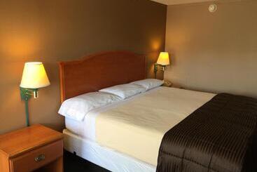 Мотель Budget Inn   Saint Robert