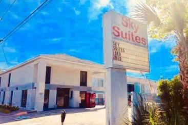 モーテル Sky Suites