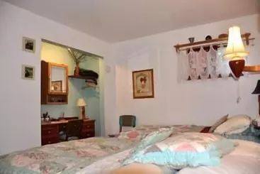 Whalesong Bed And Breakfast