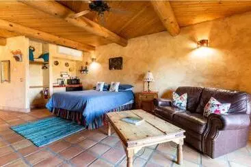 ベッドアンドブレックファースト Sirena Vineyard Resort