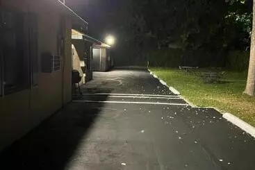 Bishop Elms Motel