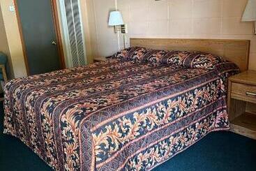 فندق على الطريق Fireside Inn