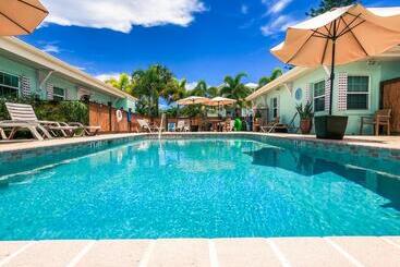 Motel Haley S At The Anna Maria Island Inn