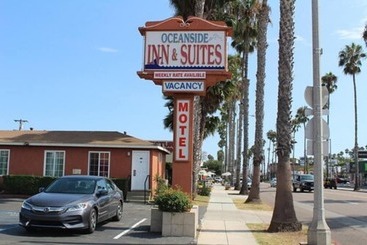 モーテル Oceanside Inn & Suites
