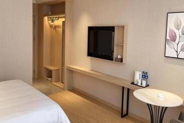 ホテル Greentree Inn Chizhou Pingtian Lake Qingfeng Avenue Business