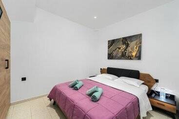 Hôtel Analiti Civita