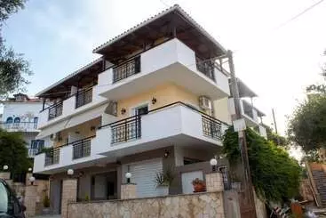 アパートホテル Vaso Alykanas Studios