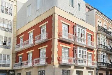 Apartamentos Turísticos Plaza Del Rey