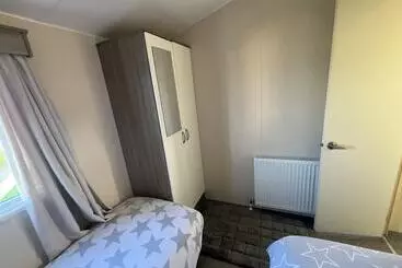 Luxury 2  Bed Caravan In Mersea Island Colchester