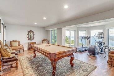 بيت ريفى Luxe Home W/ Panoramic Greers Ferry Lake Views