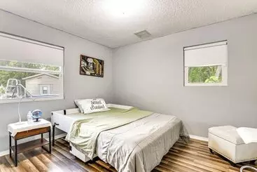 Mökkimajoitus Pet Friendly Port Charlotte Home: 6 Mi To Beach!