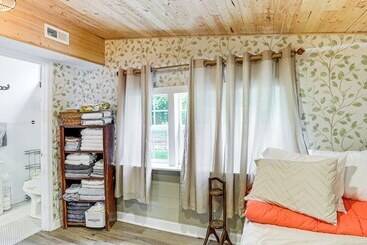 コテージ Cozy Carterville Home: 3 Mi To Crab Orchard Lake!