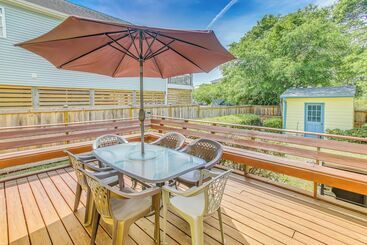 Mökkimajoitus Oak Island Family Vacation Home < 1 Mi To Beach!